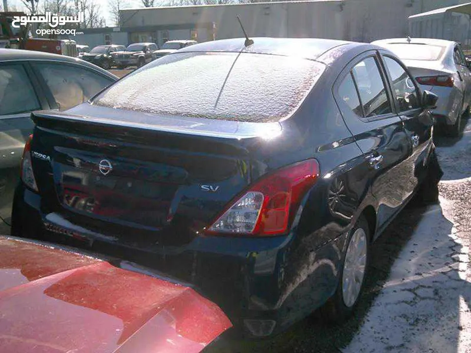 Nissan versa 2018