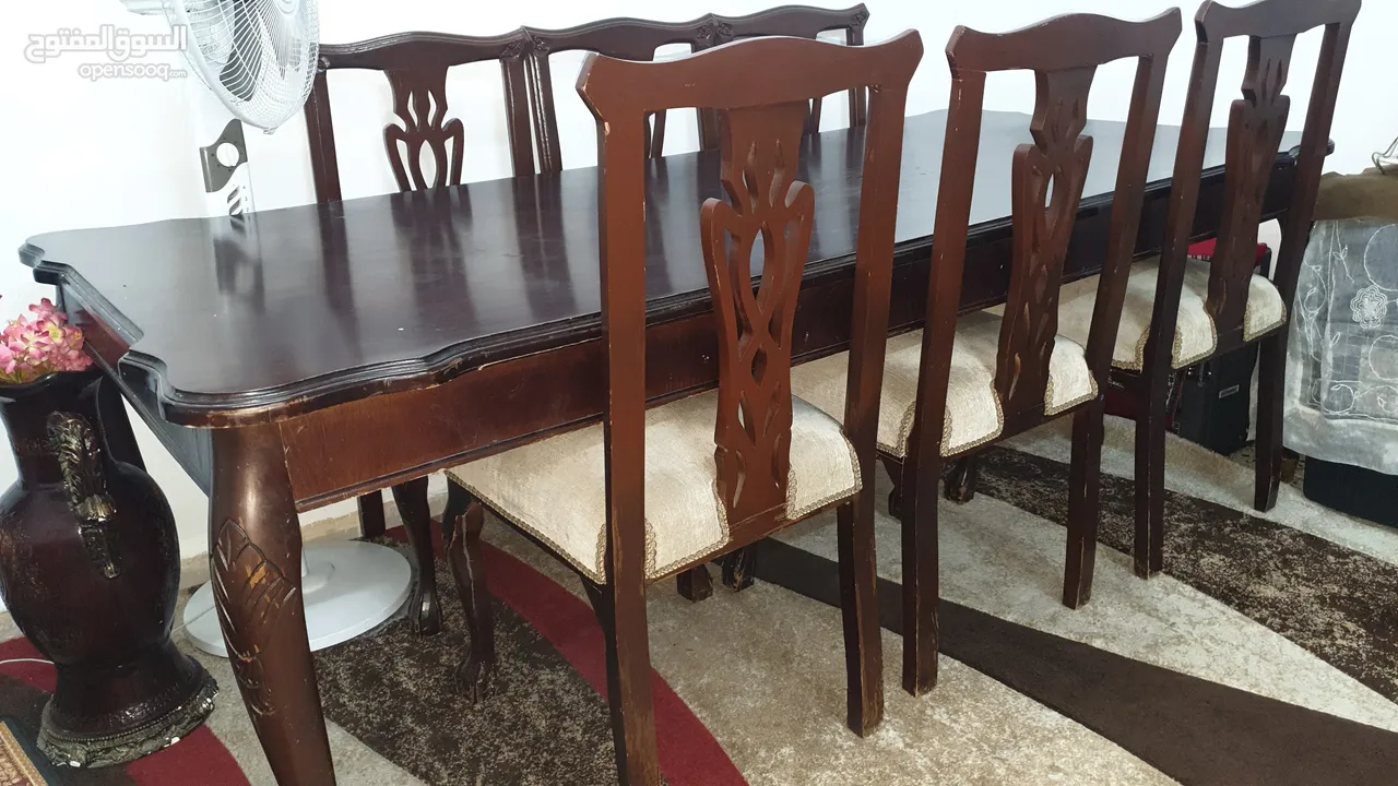 طاولة سفرة كبيرة للبيع