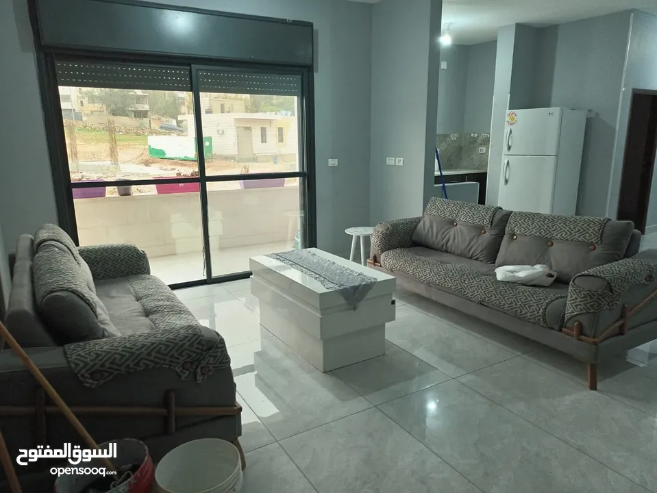 للايجار شقة مفروشة وشقة بدون عفش بنفس العمارة ط1