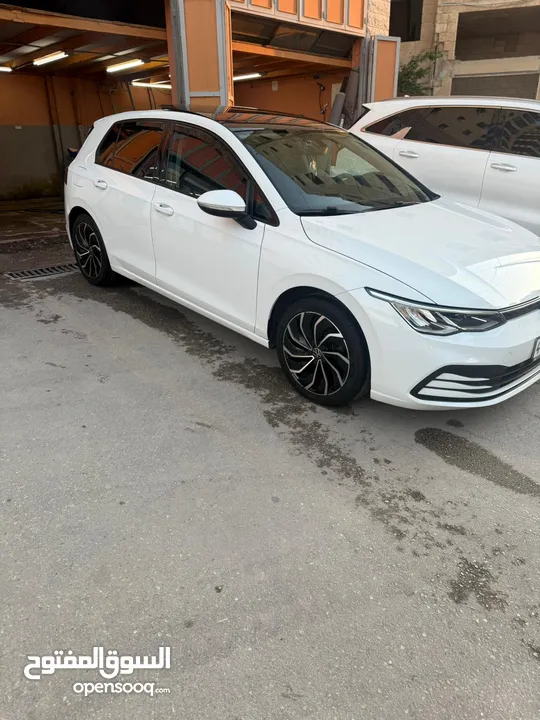 جولف 8  مميزة موديل 2022 وترخيص2022 تنزيل شركة المتحدة  1500 TSI مع بانوراما