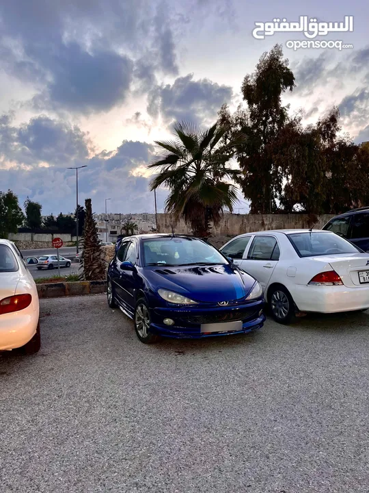 بيجو 206 موديل 2004 جير اوتوماتيك توب ترونيك ماتور 1400cc، الأجمل في الأردن