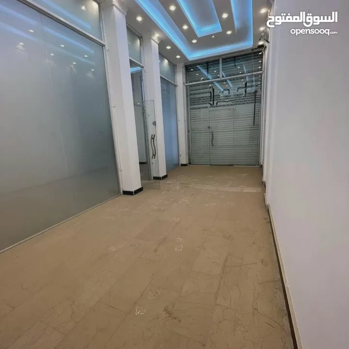 بنايه للبيع اربع طوابق الجنينه قرب جامع الجنينه مساحته (170) متر بناء حديث