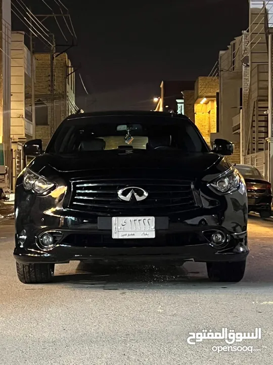 انفنتي QX70S للبيع التفاصيل بوصف الاعلان