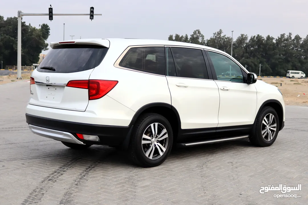 HONDA PILOT 2018 - MID OPTION - GCC - PERFECT CONDITION خليجي - رقم 2 - خالية من الحوادث