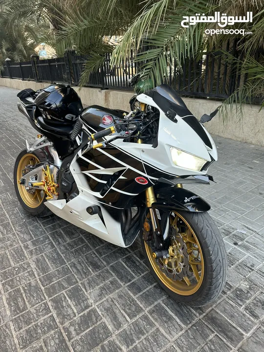 HONDA CBR600RR