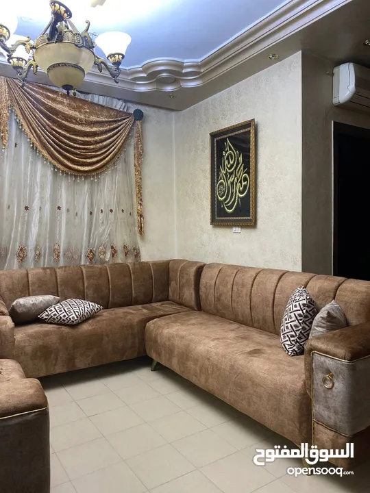 طقم كورنر تفصيل خشب لاتيه وقراط إسفنج ضغط عالي سفنج تركي القماش قماش مخمل ووتر بروف