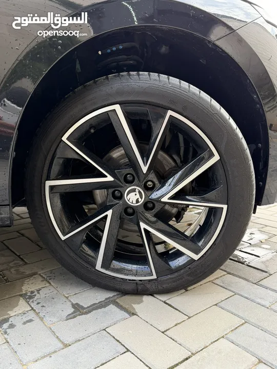 سكودا كاميك monte carlo ترخيص 2021 محرك 1500 بنزين جير أوتوماتيك 150 حصان