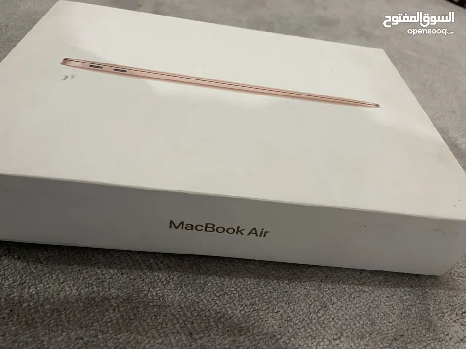 Macbook2020 نسخه مميزه من امريكا جولد روز استخدام نظيف جدا +حمايه شاشه +حماية خارجيه limited edition