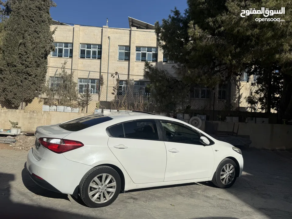 كيا سيراتو k3 فل مع فتحة سقف نخب ماتور 1600