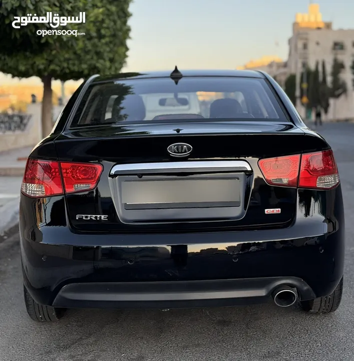 كيا فورتي للبيع بحالة ممتازه  Kia Forte 2013 لون اسود فحص كامل