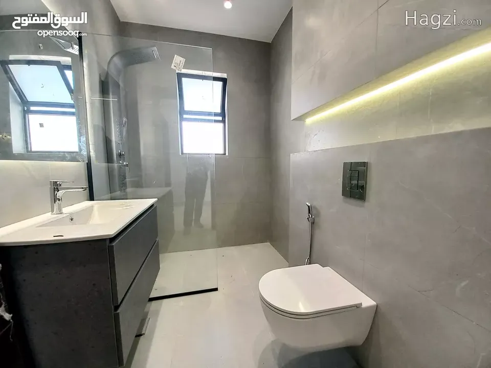 شقة غير مفروشة للايجار في دير غبار  ( Property 37762 ) سنوي فقط