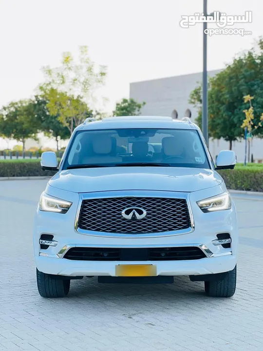 للبيع إنفينيتي QX80 2022 قمة نظافة حادث خفيف