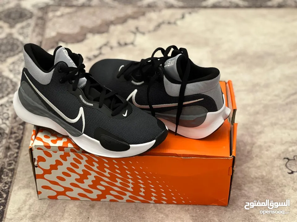 Nike shoes original