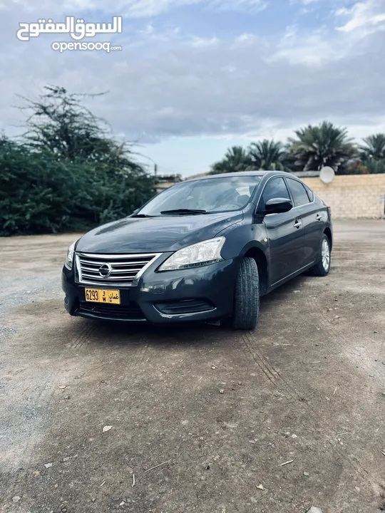 Nissan Sentra BLUE (2015)