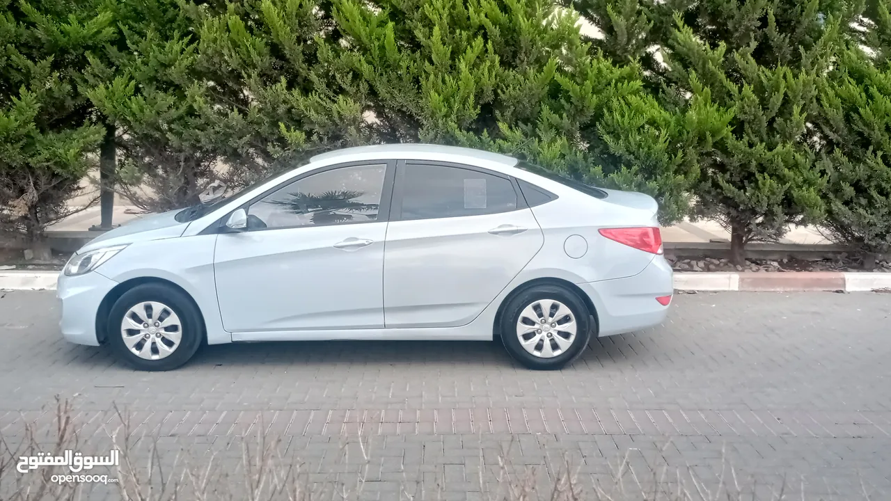 هيونداي اكسنت 2017.