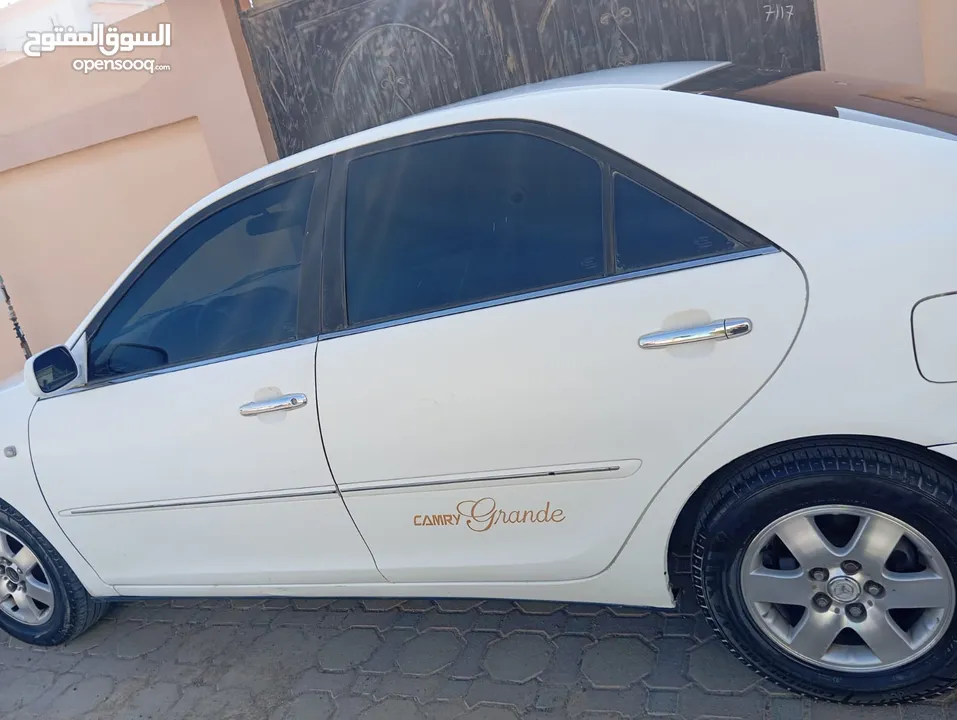 كامري 2004 بحالة جيدة استعمال يد واحدة camry 2004 for sale