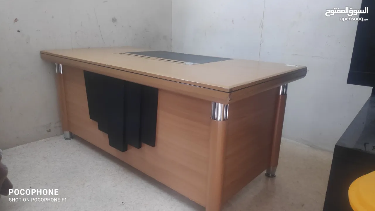 Manager Table (مكتب طاوله مال مدير)