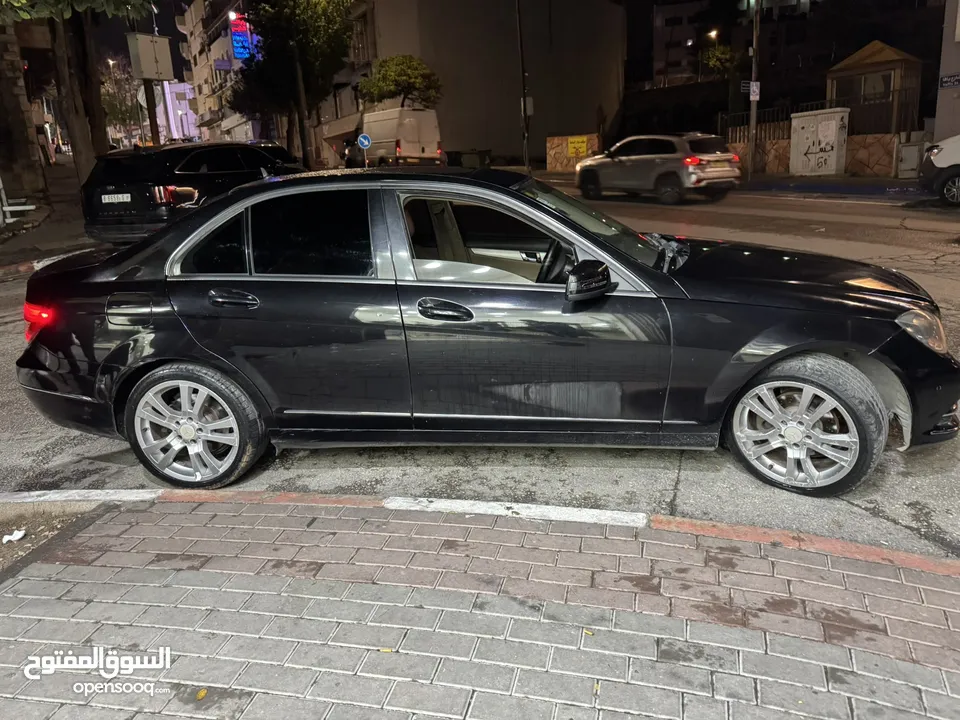 مرسيدس. C200 مع. فتحه. بويه. شركه. بسعرررررر. حرق حرق