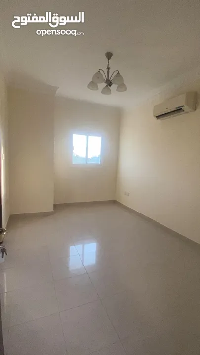 6Me28-Fabulous 5BHK Villa for rent in Qurm, Al Sarooj Street