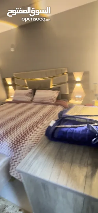 شقة للبيع ...