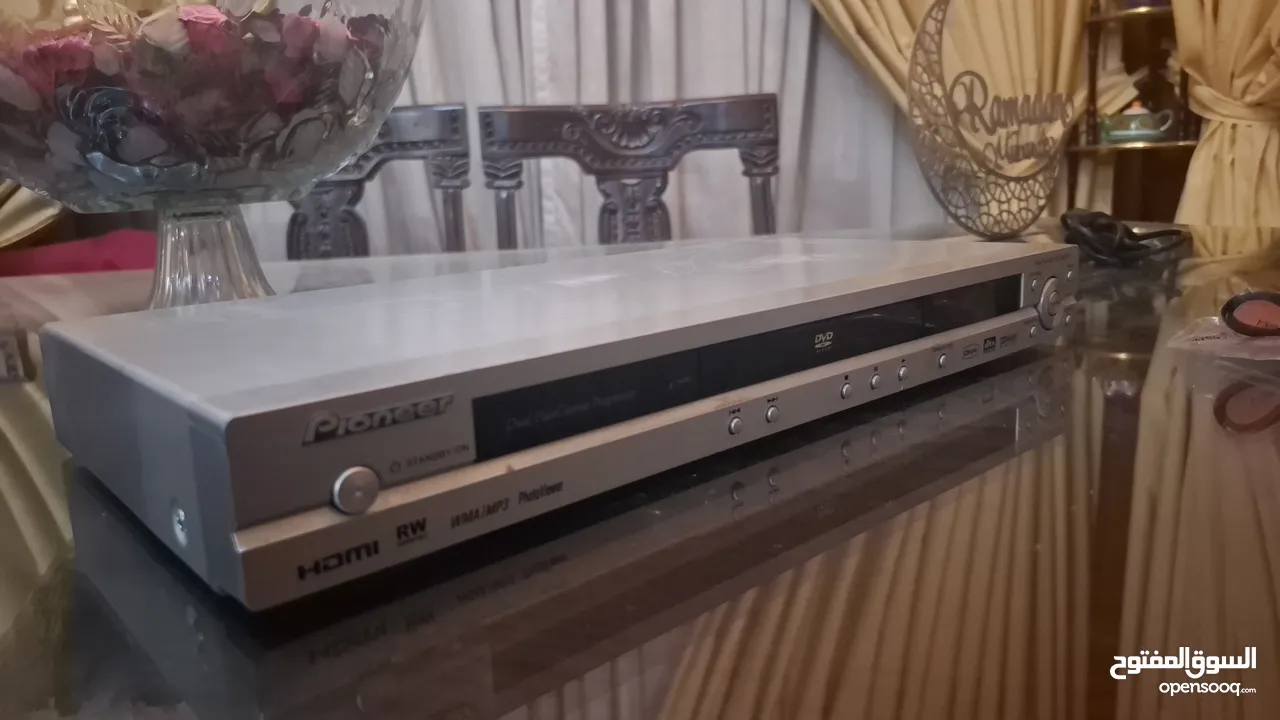 جهاز DvD ياباني HDMI Pioneer مع 32 فلم بدون رموت