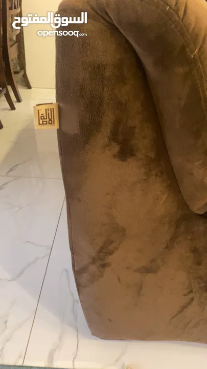 طقم امريكي وارد لامارات 350