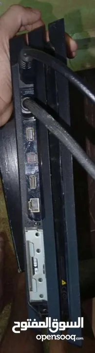 بلايستيشن 4 برو للبيع وبسعر مناسب وما بنختلف
