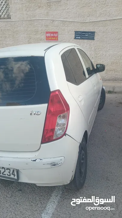 هونداي i10 2011 متور 1100cc غيار عادي مرخصة لشهر 2 تامين لشهر 4