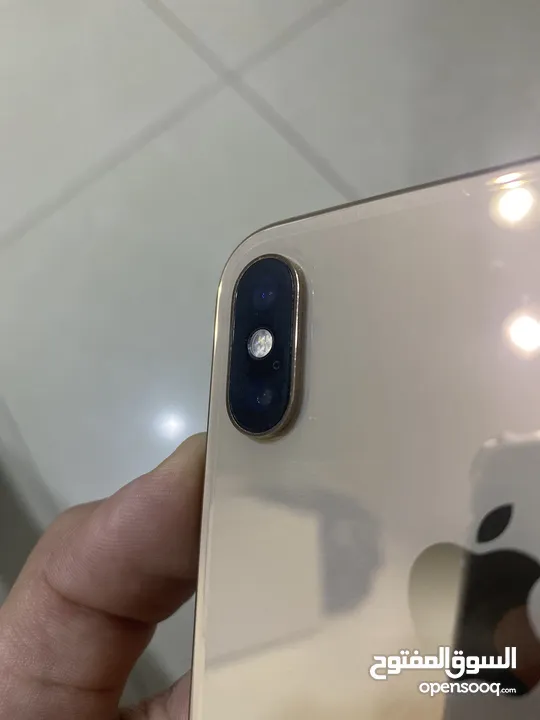 للبيع بسعر ممتاز iphone xs max 256 GB