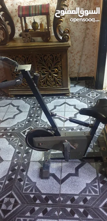 الة جري زي البسكليت