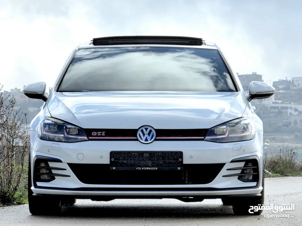 جولف GTI فل الفل نخب