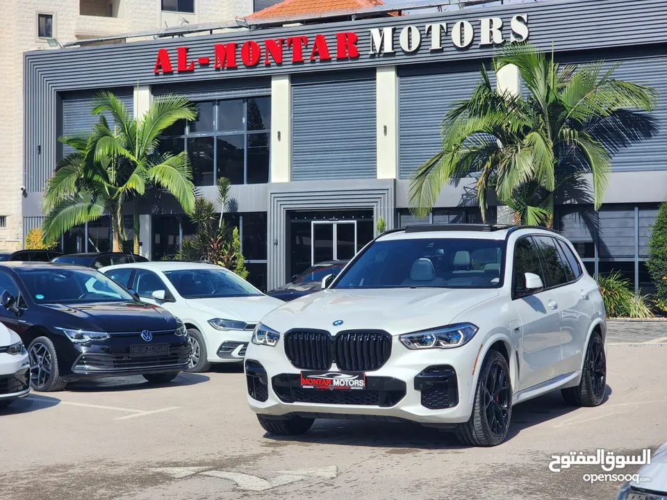 BMW X5 45e ترخيص 2022 ترخيص محرك 3000 هايبرد plug in/يقطع على الشحنه 100 كيلو متر 399 حصان