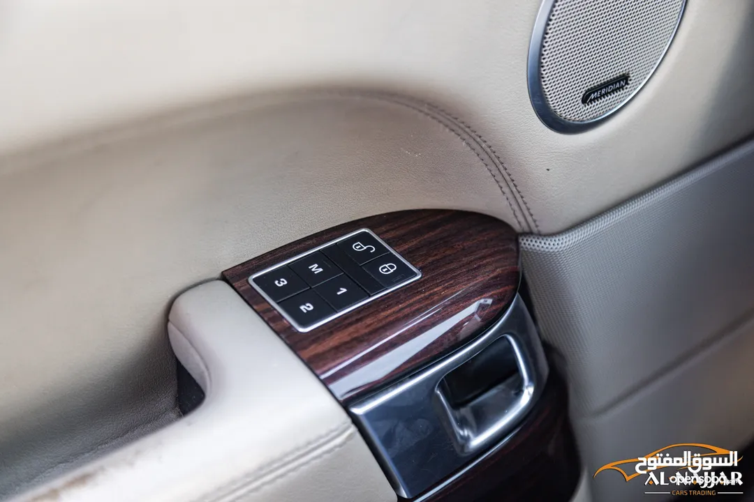 Range Rover Vogue 2016 Hse   السيارة وارد الشركة و مميزة جدا و قطعت مسافة 131,000 كيلو متر