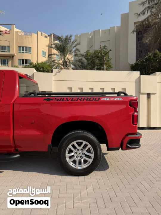 للبيع سلفرادو RST V8