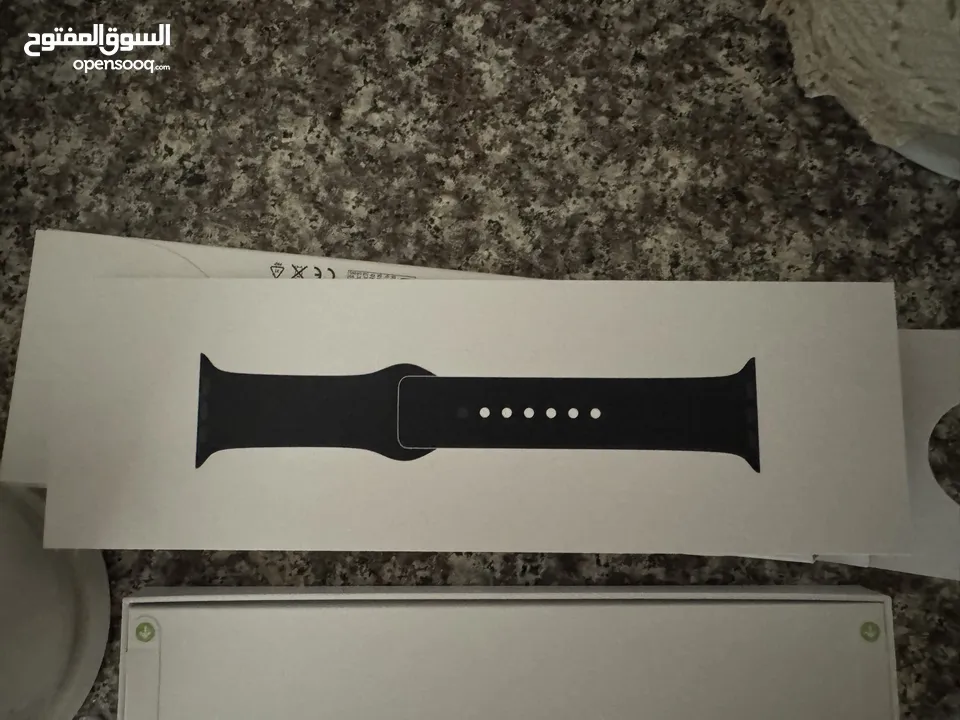 للبيع غير مستخدمة Apple watch series 10