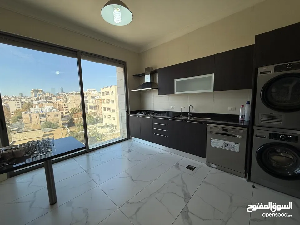 شقه غير مفروشه للايجار في الدوار الرابع ( Property 41016 )-174973567