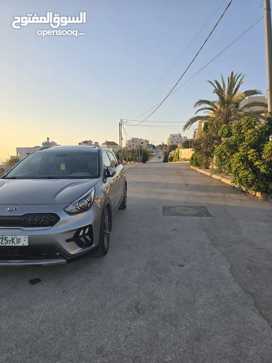 kia niro full .