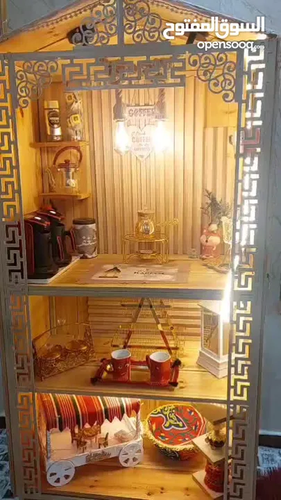 طاوله سفر 6 مقاعد و كورنر قهوه و مرجيحه حجم كبير
