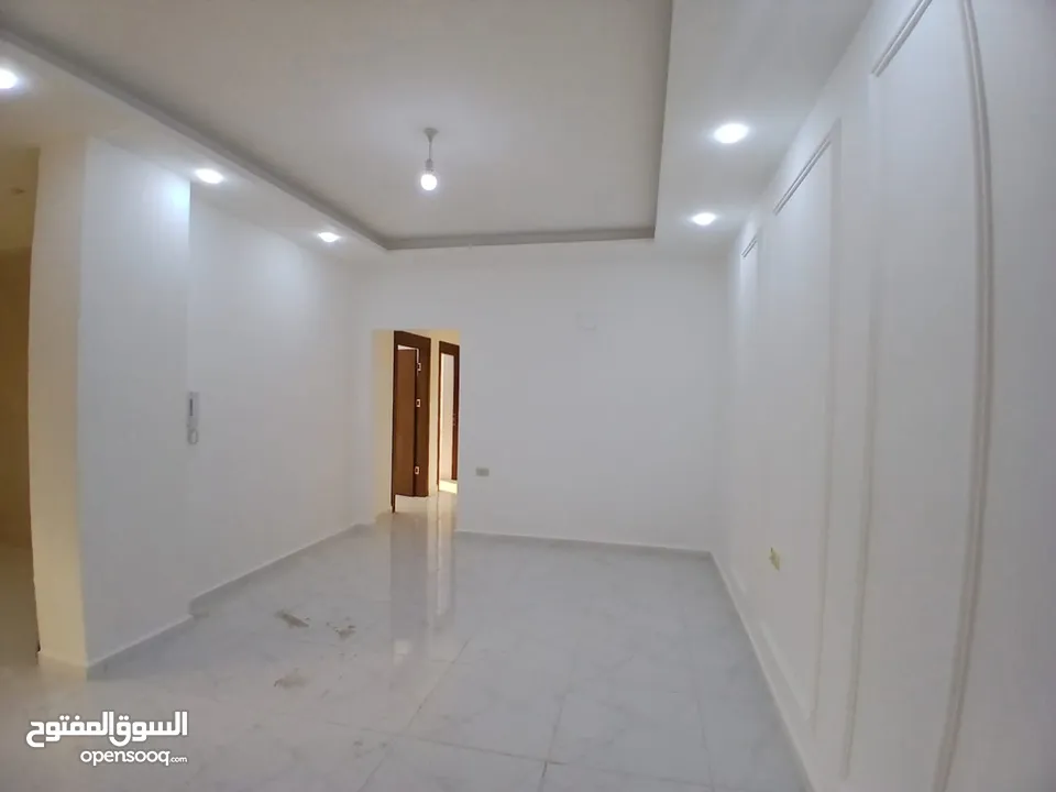 شقق سكنية للبيع لم تسكن اربد جنوب قصر العوادين بمساحة 125 متر  و100 متر وبأسعار مناسبة