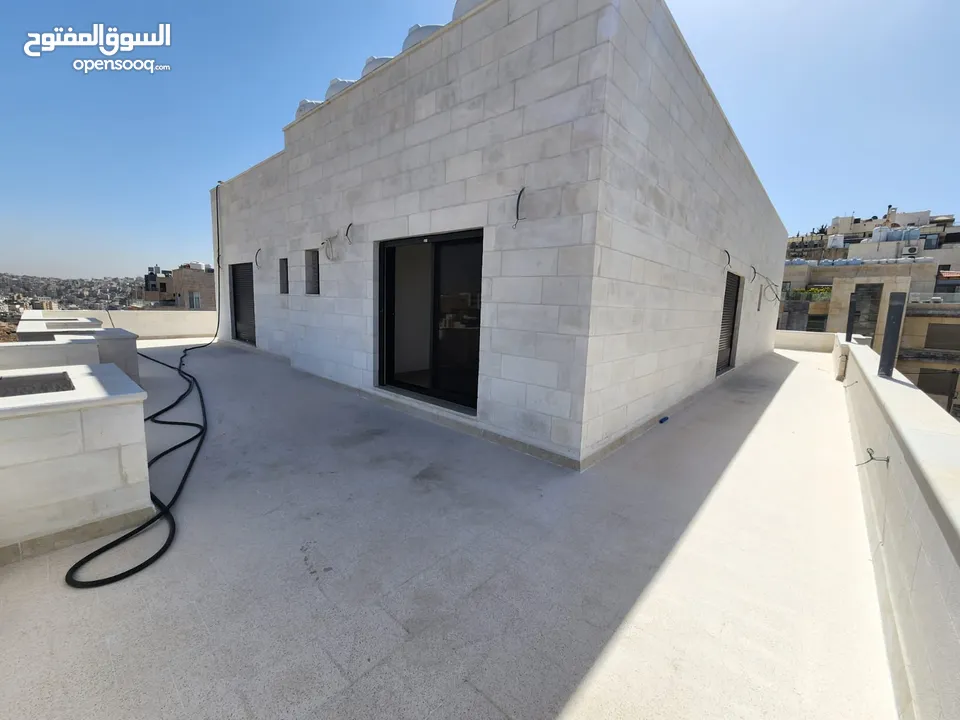 روف للبيع في عبدون  ref : 14328