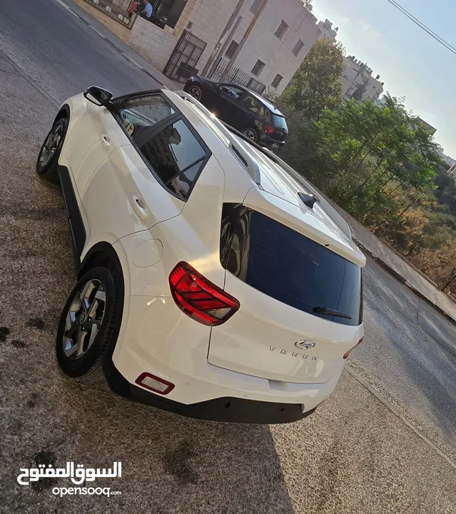 سعر مغري للمعني هنداي فينيو فتحة سقف فل اضافات