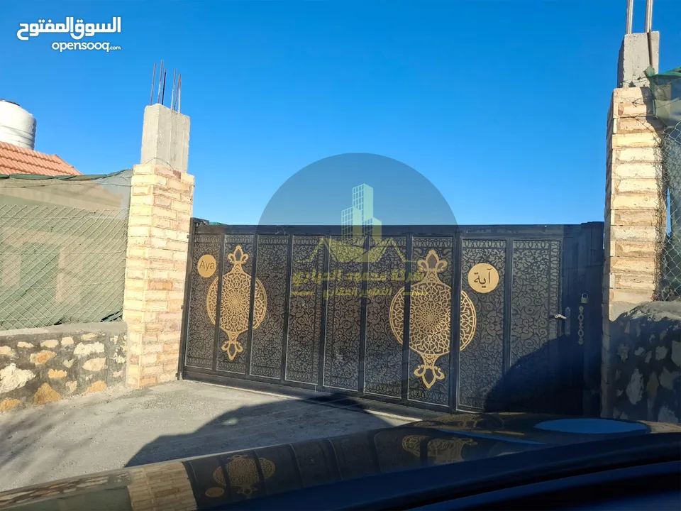 رقم الاعلان (4495) مزرعة للبيع في الكمشة حوض الميدان اطلالة بانوراما
