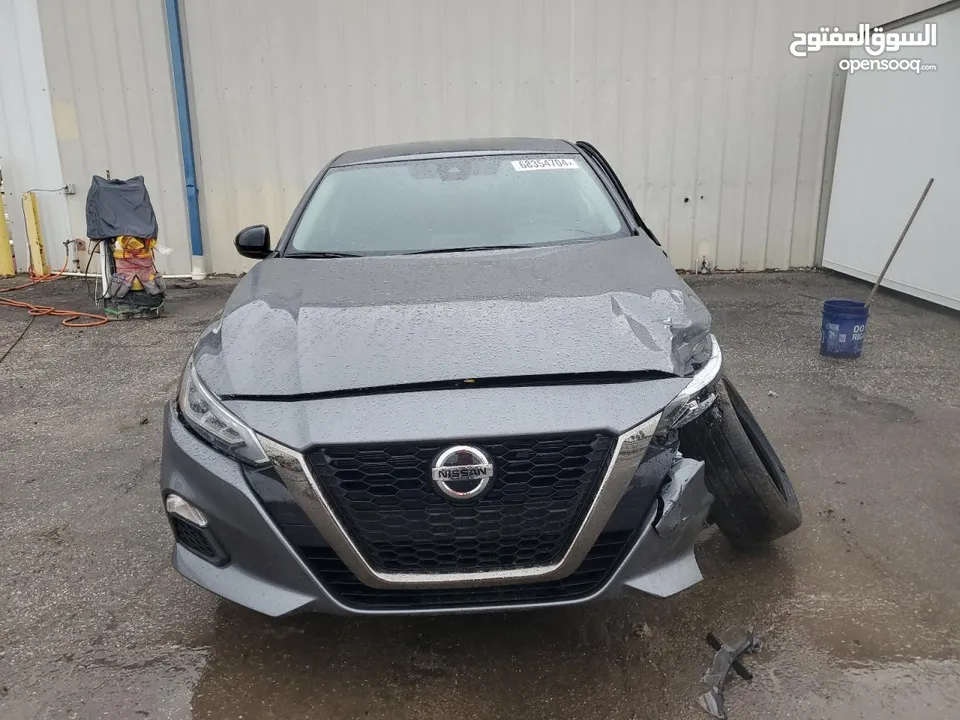 الوصول قريبا 2022 NISSAN ALTIMA SR وارد امريكا آوراق جمارك البيع بالحادث