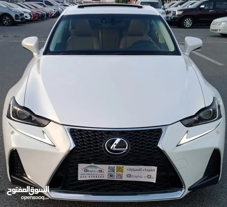 Lexus is350 V6 3.5L Full Option Model 2017