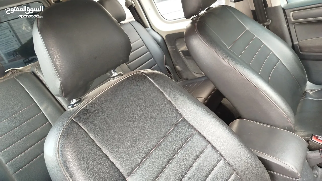 سيارة مناسبة