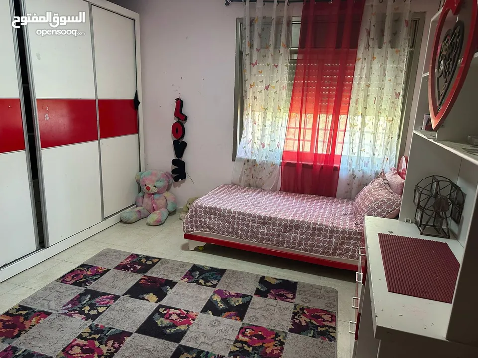 شقه للبيع في الطياره