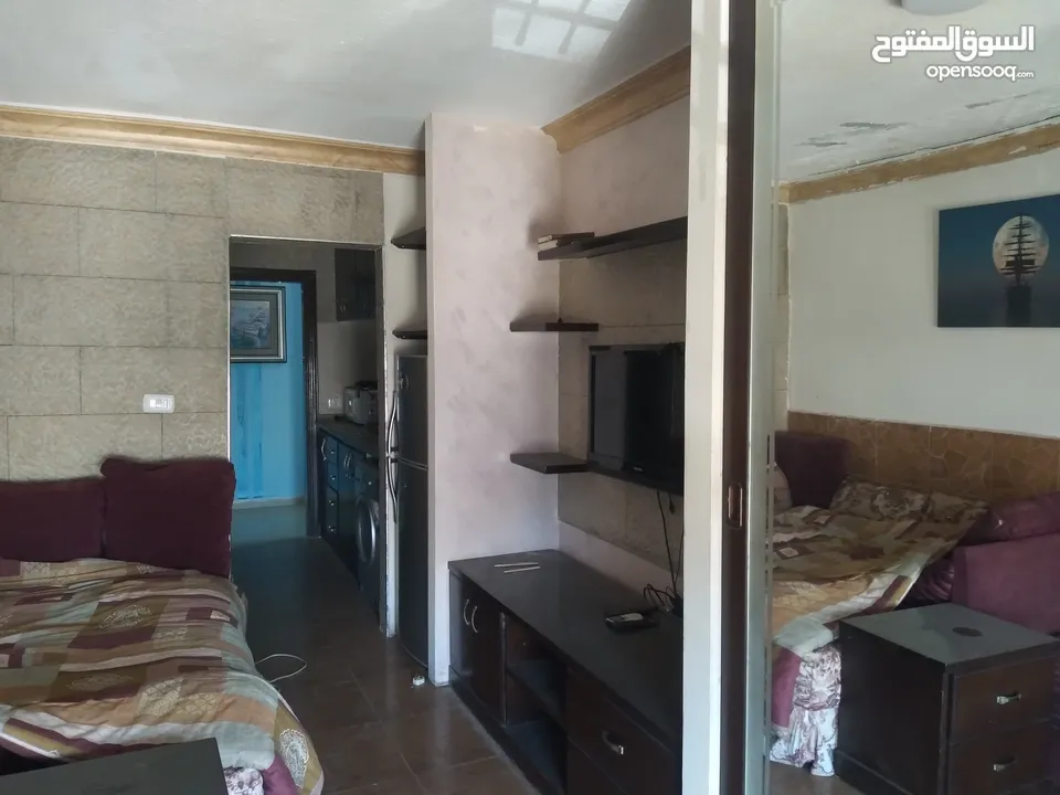 استديو و روف في منطقة الرابية موقع خيالي