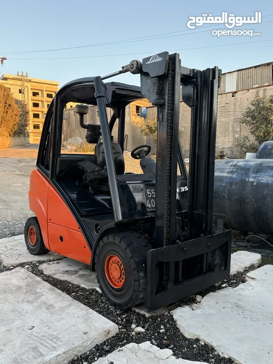 Linde forklift  H3.5 ton  2005