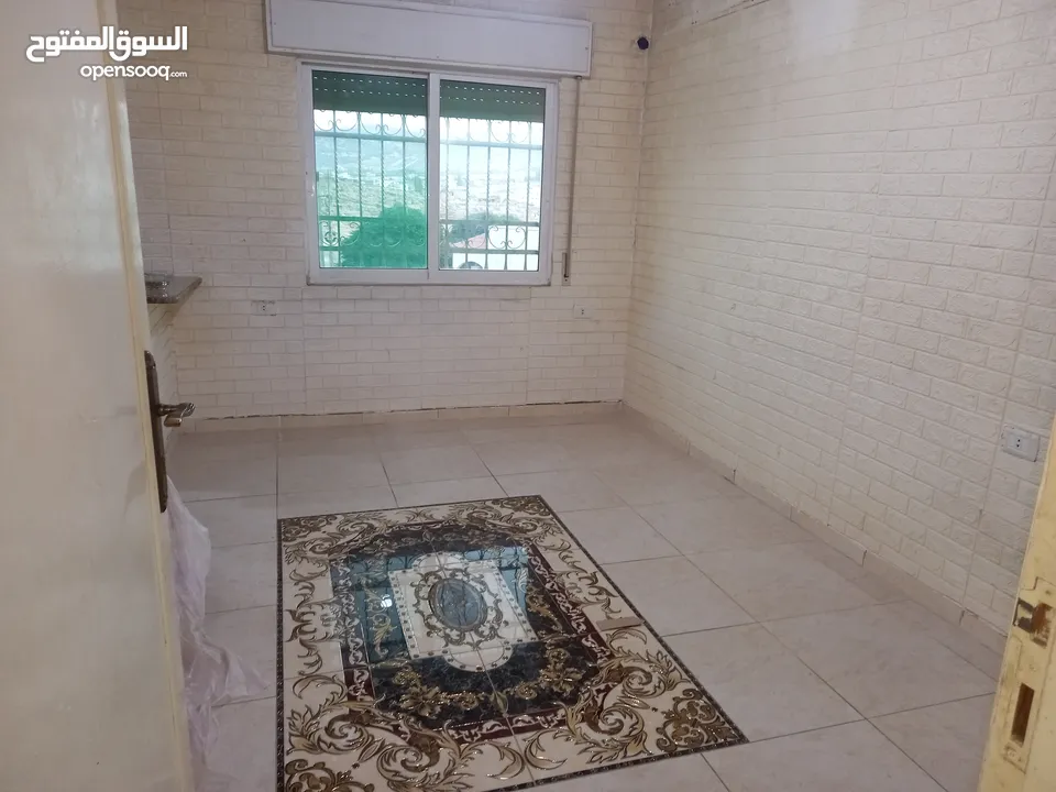 شقه للبيع بسعر مغري من المالك مباشره