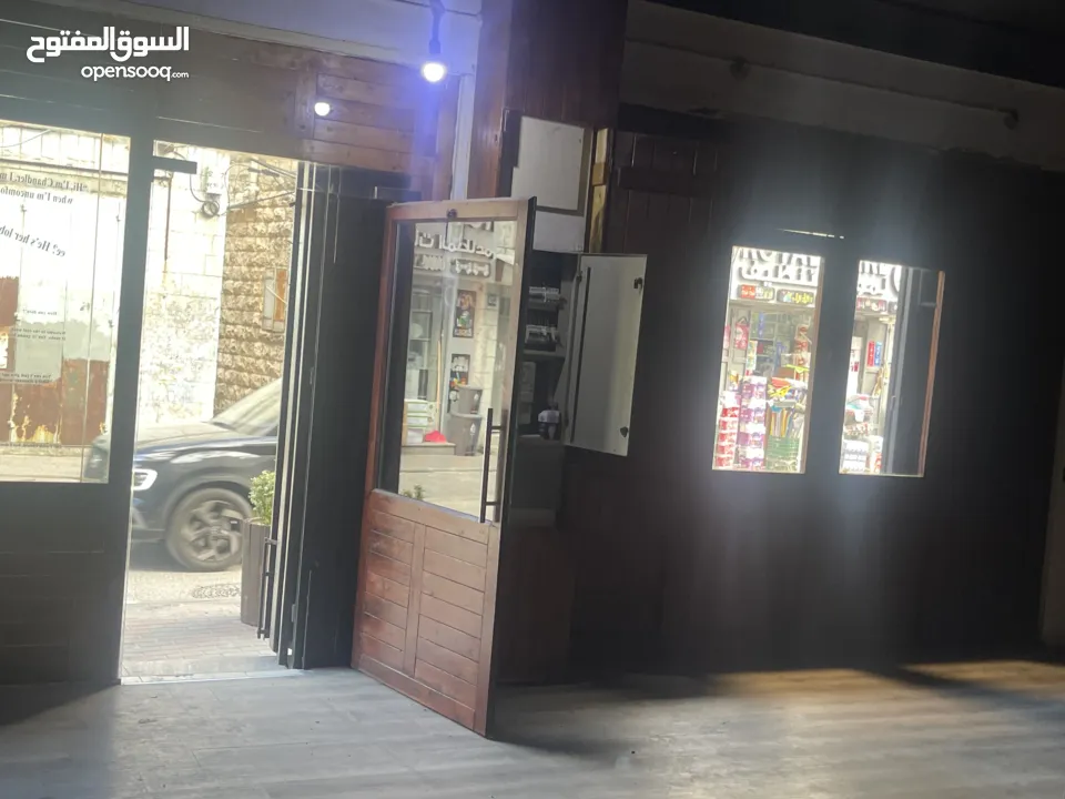 محلات للايجار مع المالك مباشرة عدد (2) في رام الله التحتا شارع الحسبة القديمة بجانب مخبز خلف، مساحة